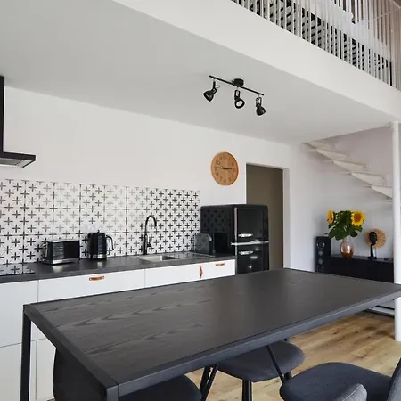 Vineyard Terrace *